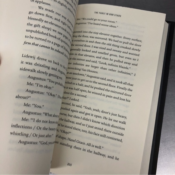 The Fault in Our Stars by: John Green, Hardcover book - Picture 4 of 8
